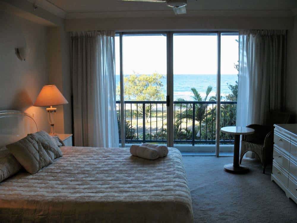 bedroom in apartment overlooking the beach